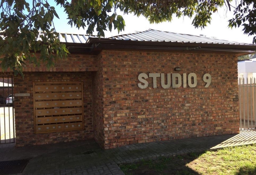1 Bedroom Property for Sale in Walmer Eastern Cape
